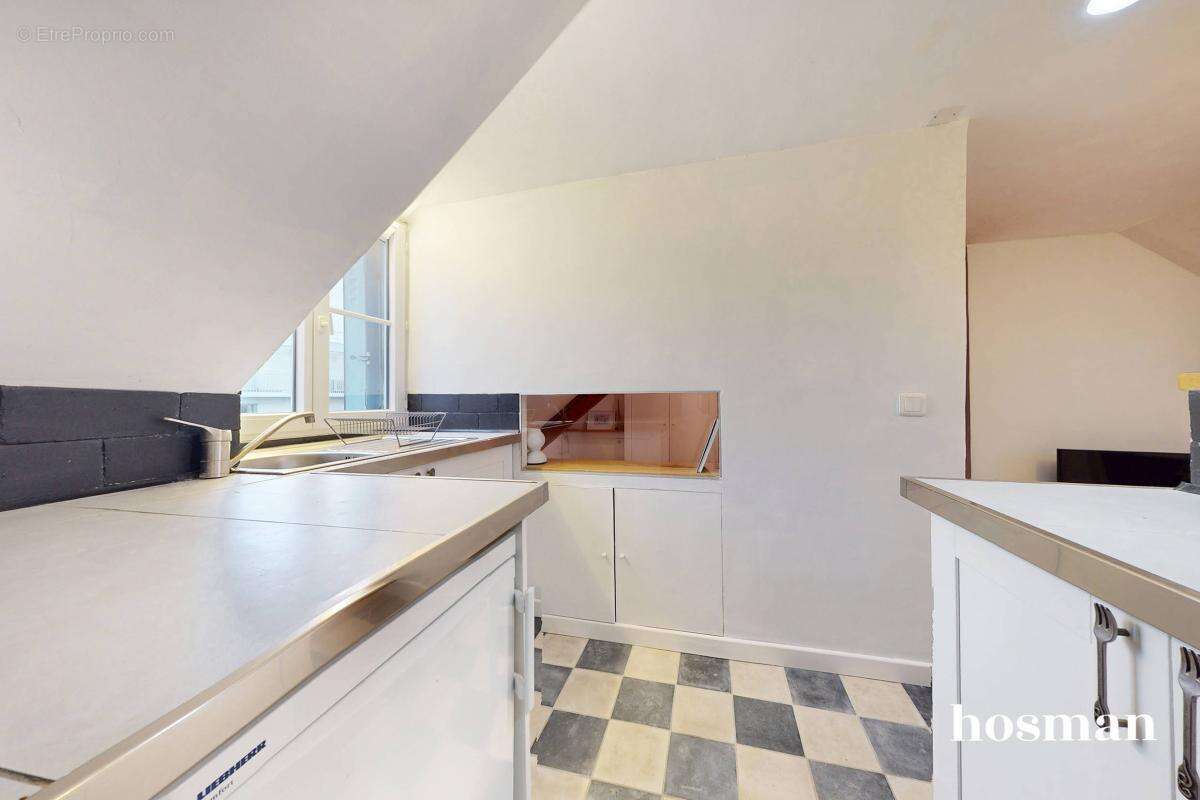 Appartement à PARIS-10E