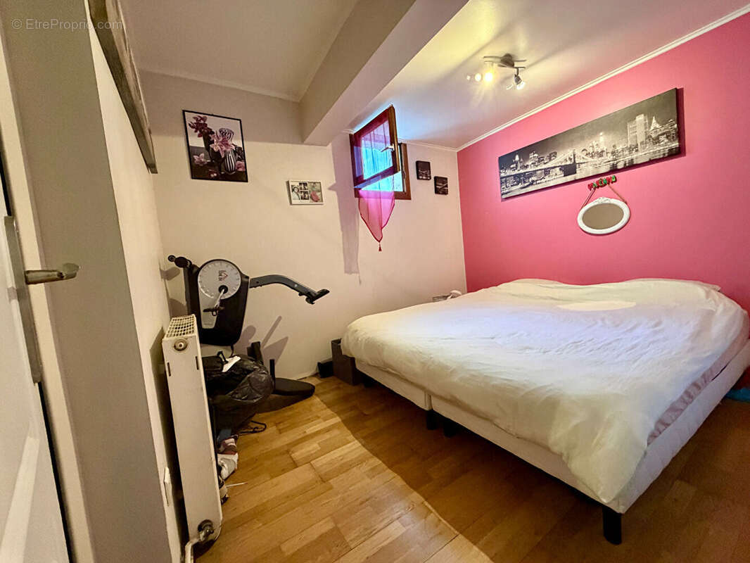 Appartement à LE PERRAY-EN-YVELINES
