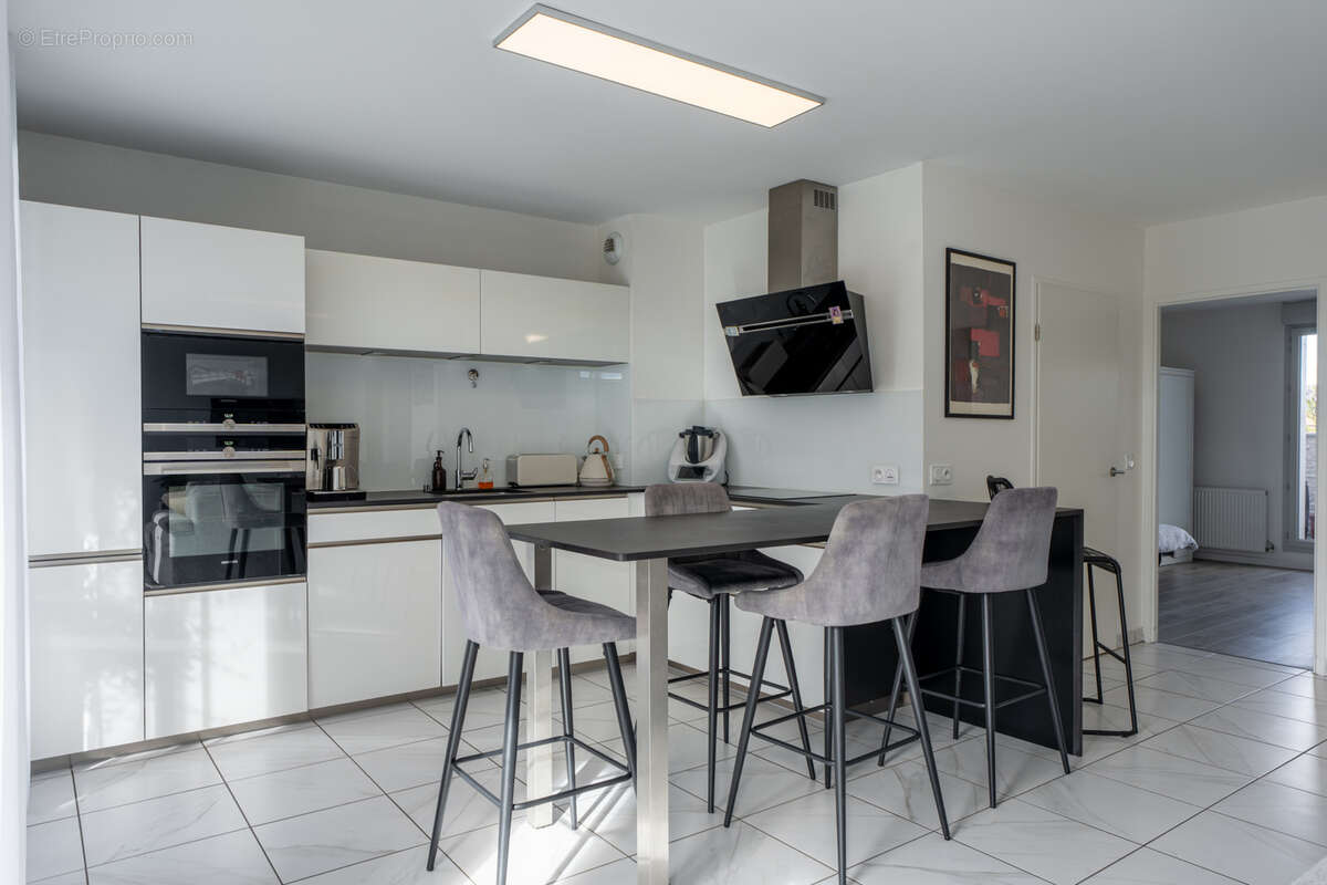 Appartement à SEGNY