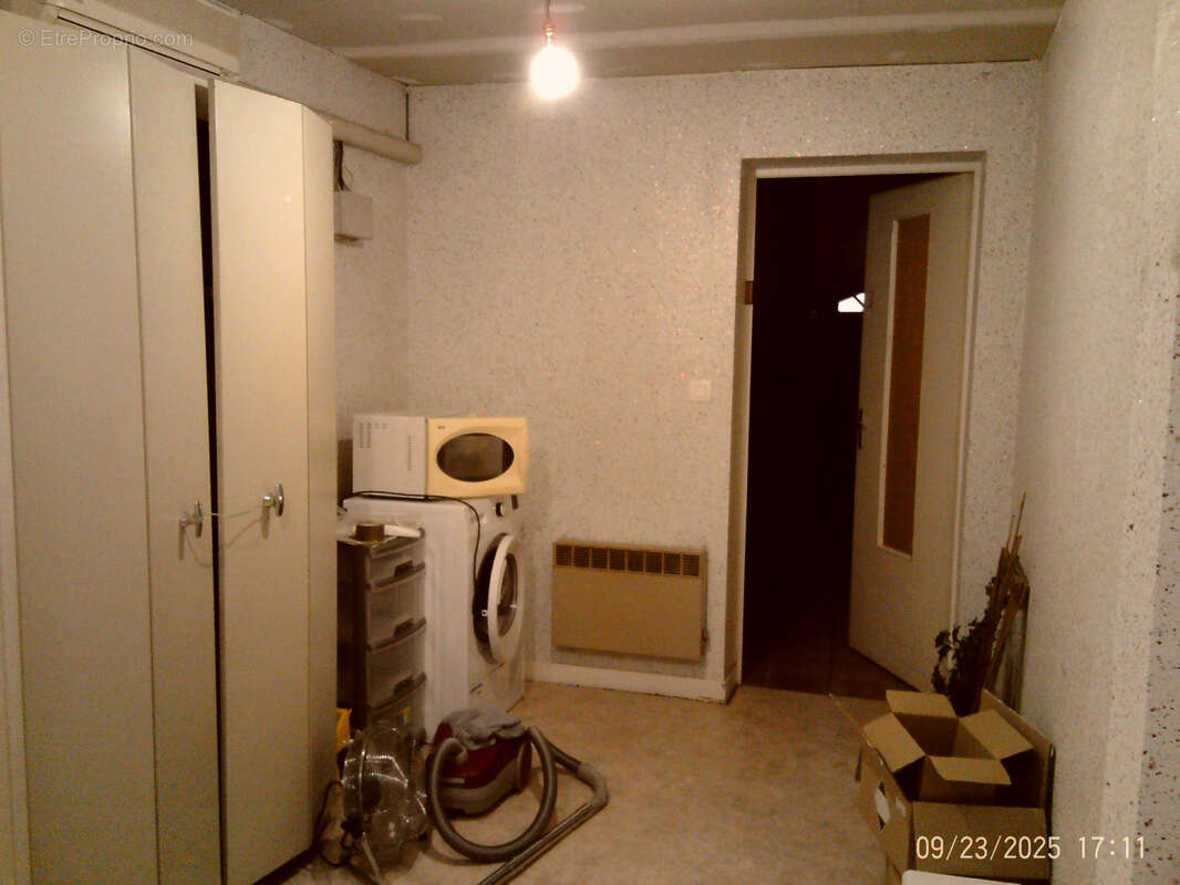 Commerce à LA CHARITE-SUR-LOIRE