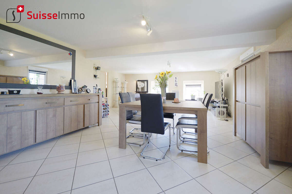 Appartement à DENNEY