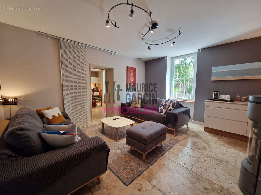 Maison à CAUMONT-SUR-DURANCE