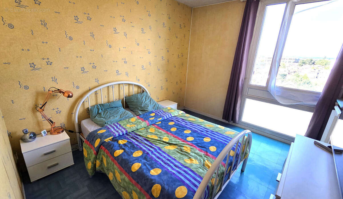 Exclusivité : F4 plein Sud avec balcon, parking & cave - photo 5