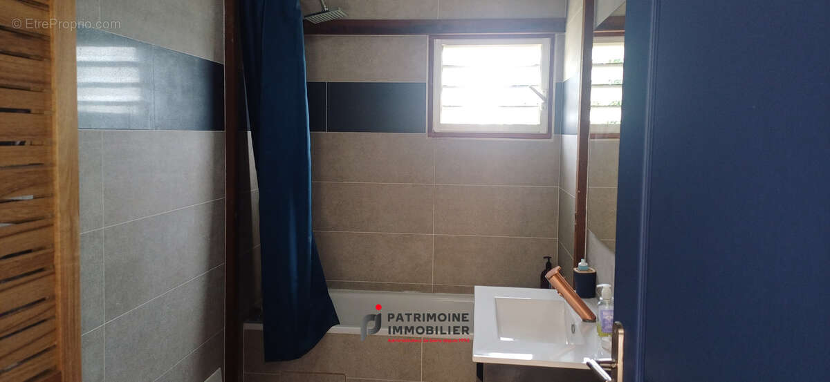 Maison t4 de 95 m2 sur terrain de 1000 m2 avec piscine et vue degagée sur petit bourg - photo 20