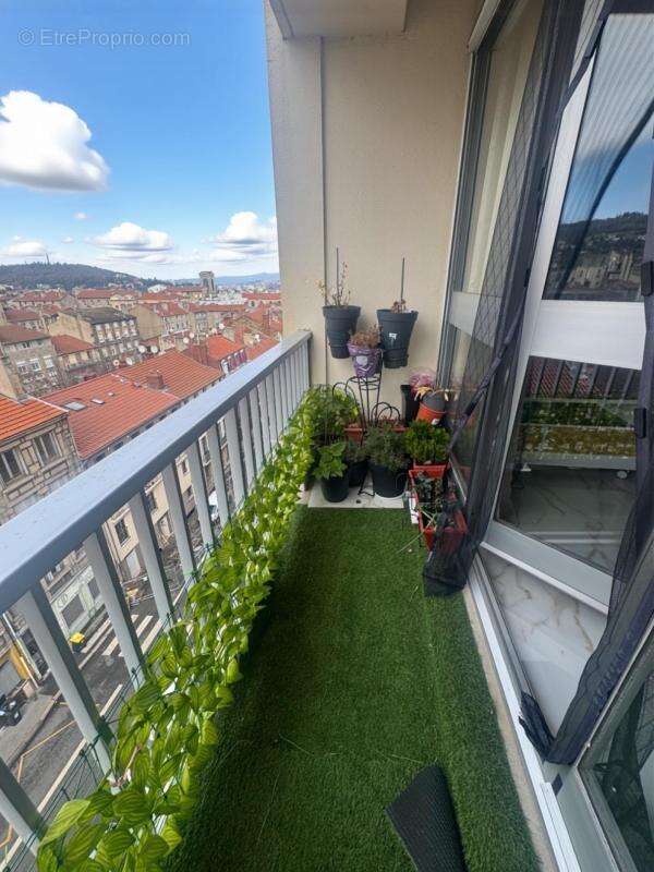 Appartement à SAINT-ETIENNE