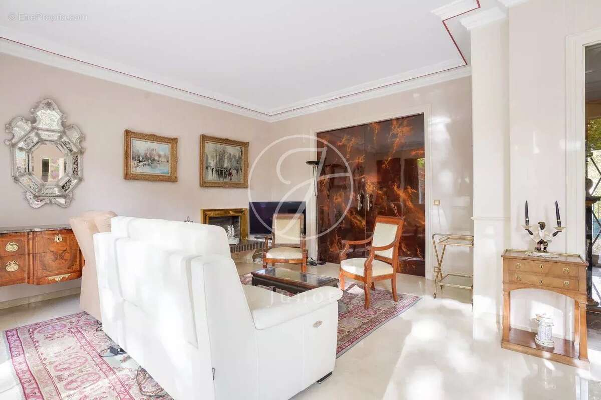 Maison à LE VESINET