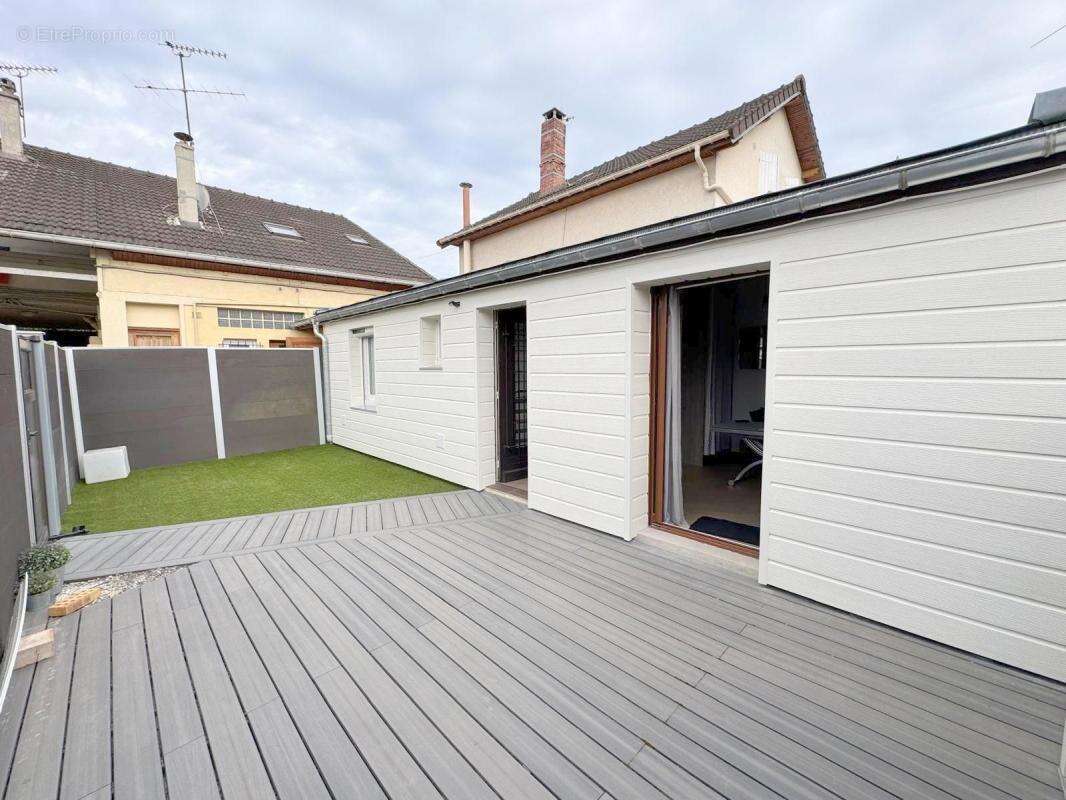 Appartement à AULNAY-SOUS-BOIS