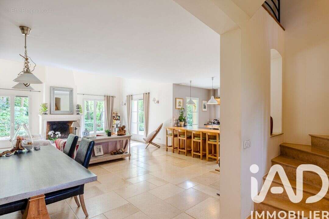 Maison 189 m² à Bethemont-La-Foret  - photo 9