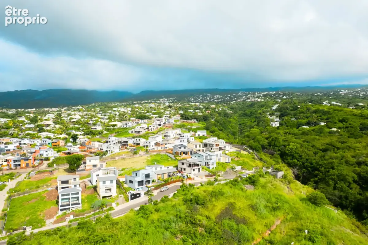 A vendre - Parcelle de 273m2 dans le lotissement Ti Polka à Marie Caze - photo 2
