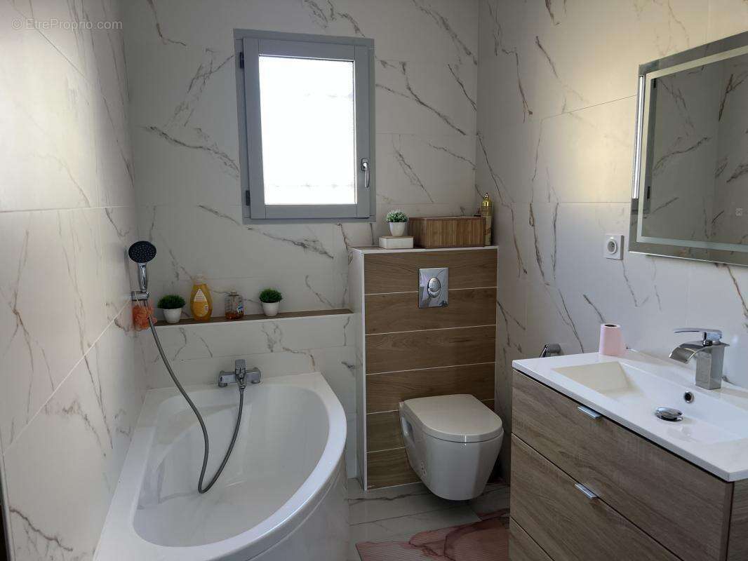 Maison à CASTELSARRASIN