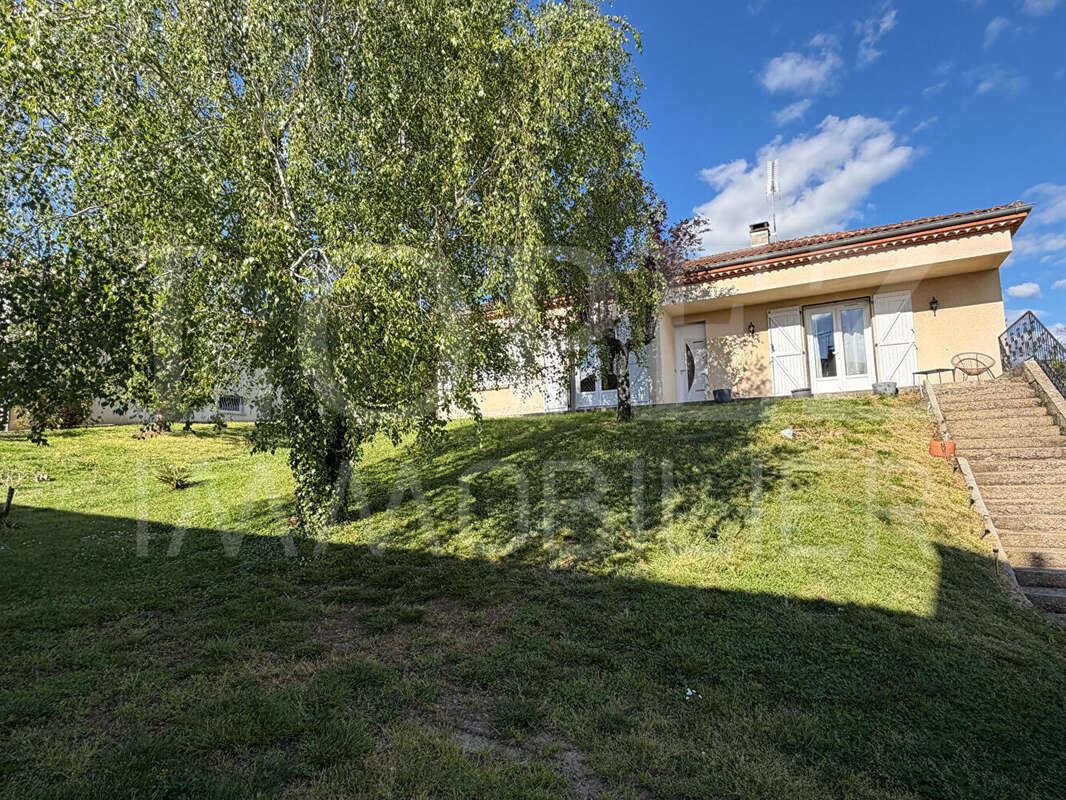 Maison à ROQUECOURBE