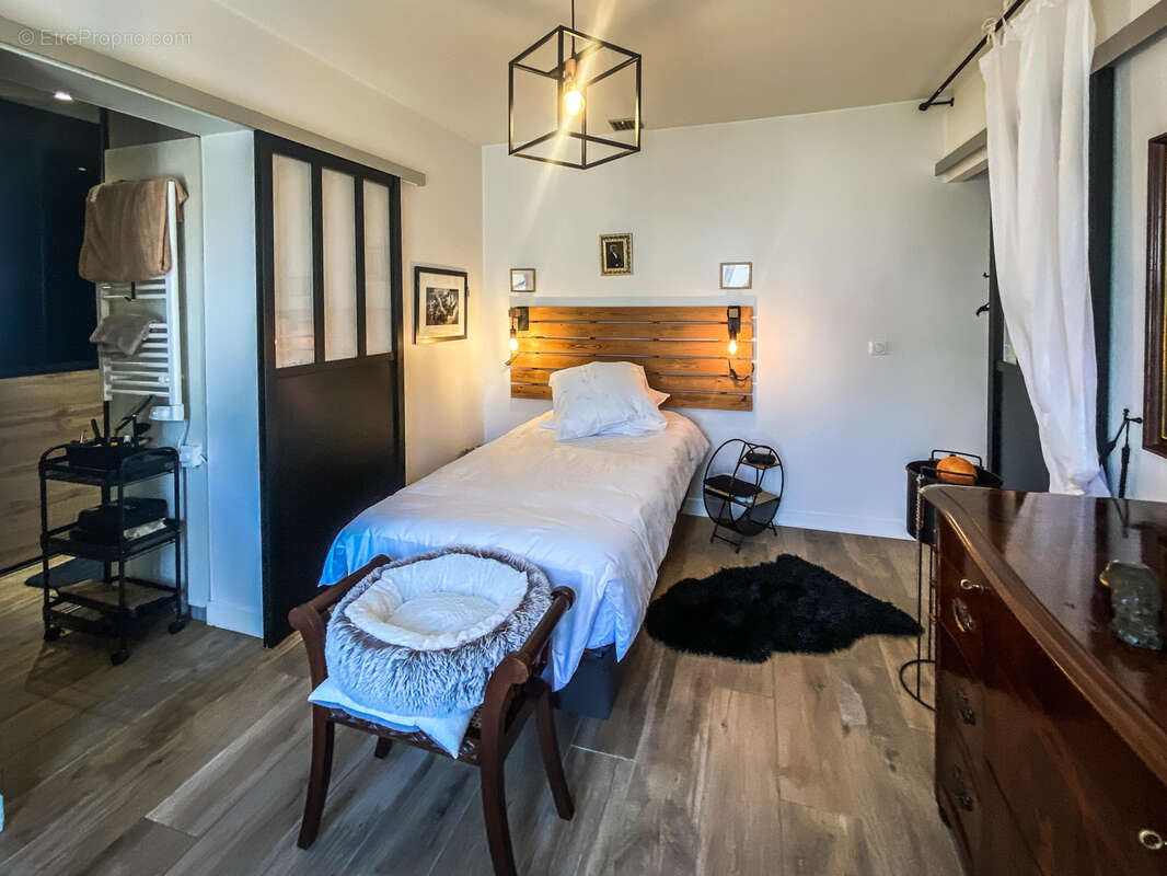 Maison à VAUX-SUR-MER