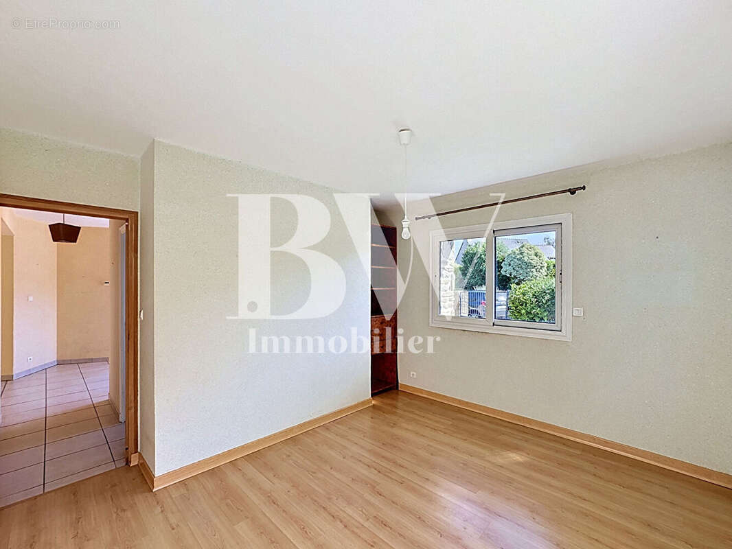 [ a vendre ] maison d'architecte - 8 pièces - plougonvelin - vie de plain-pied ? garage double - photo 8