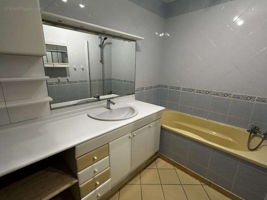 Appartement à MONTIGNY-LE-BRETONNEUX