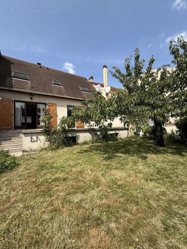 Maison à LE BLANC-MESNIL