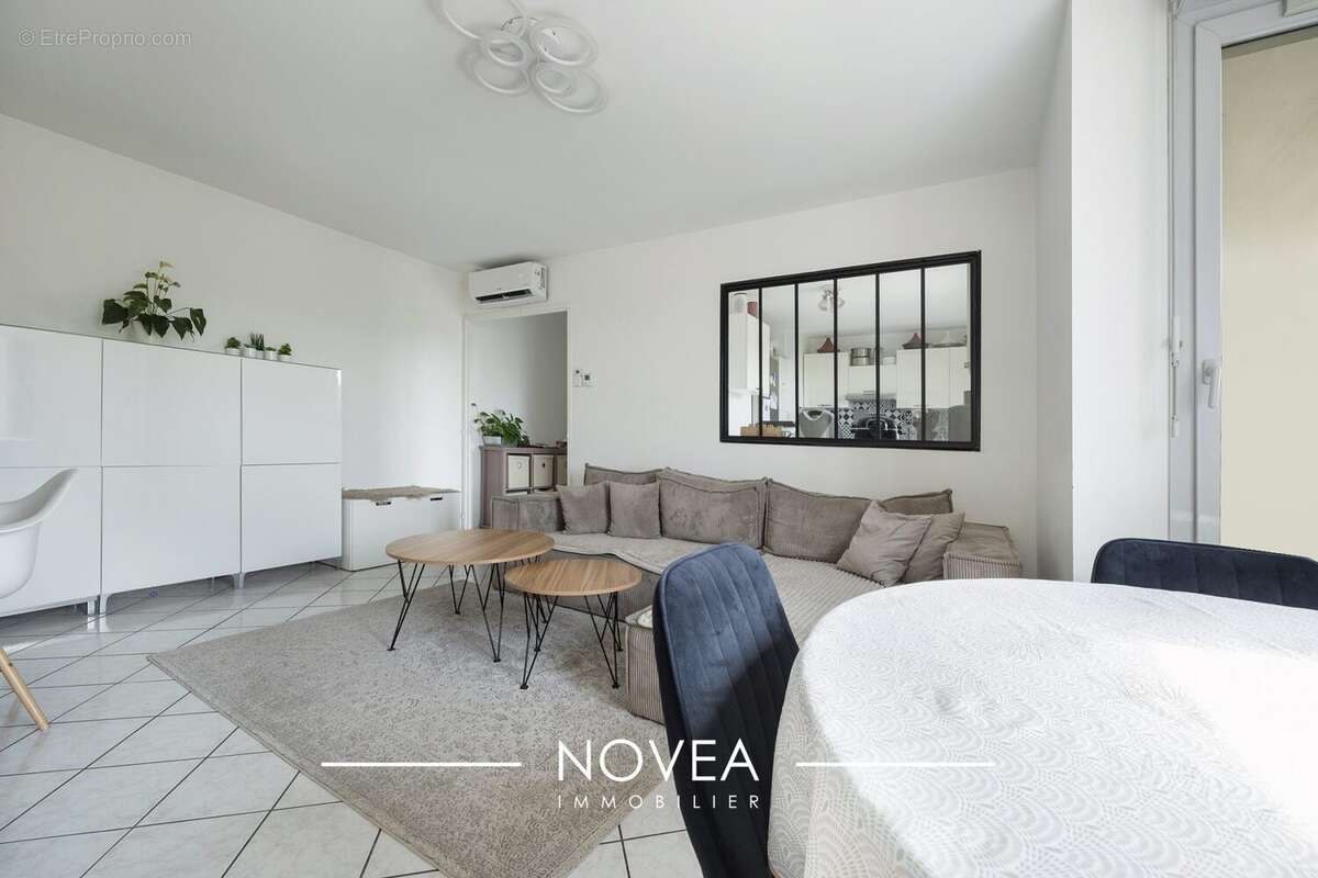 Appartement à VAULX-EN-VELIN