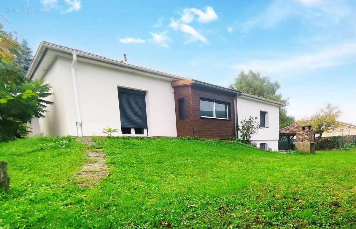 Photo 4 - Maison à LAGNIEU