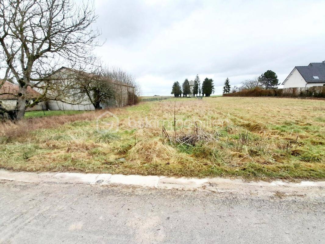 Terrain à MOURMELON-LE-GRAND