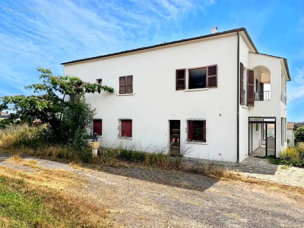 Maison à SANTA-LUCIA-DI-MORIANI