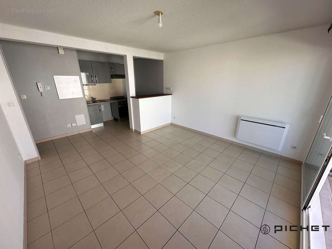 Appartement T3 avec terrasse et parking - Résidence recherchée - photo 3