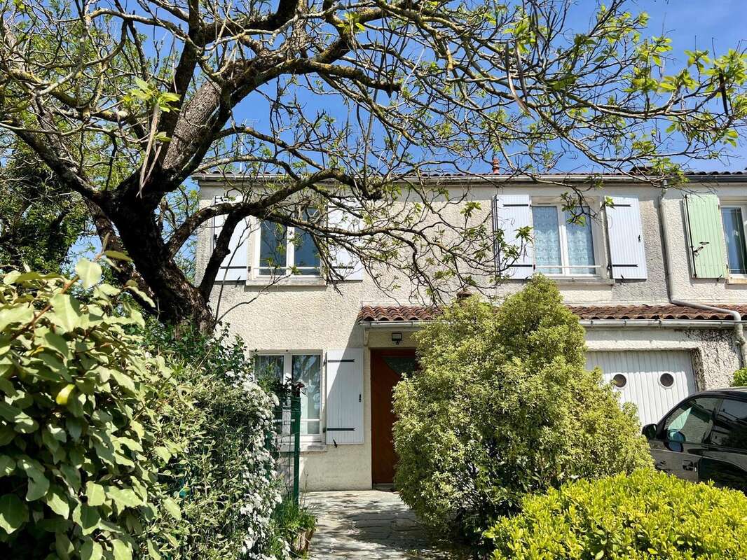 Photo 7 - Maison à SAINT-JEAN-D'ANGELY