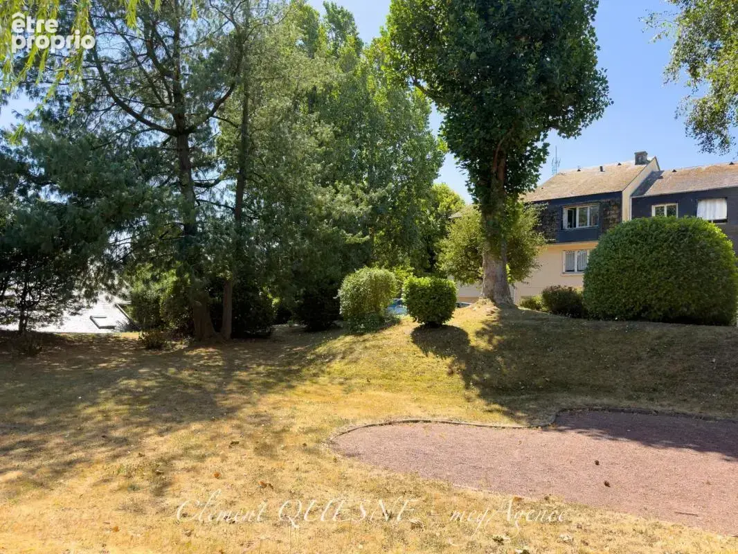T1 / parking privatif / cave / vendu loue - photo 2