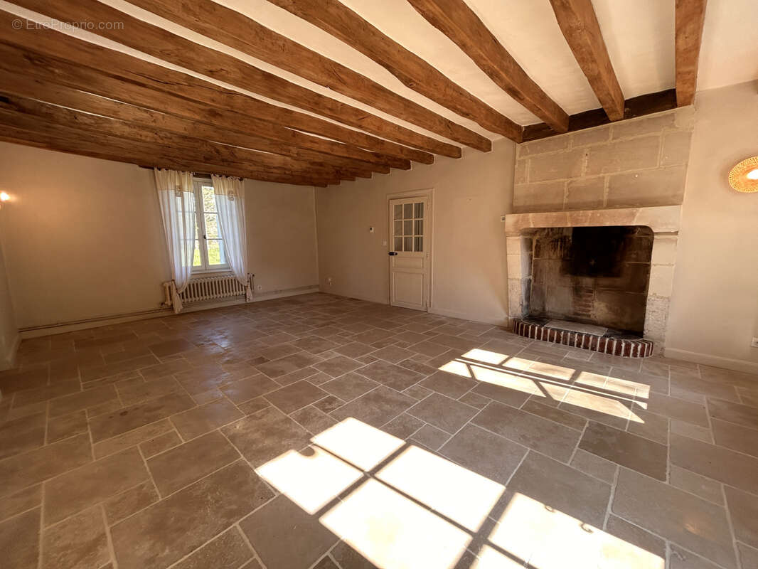 Maison à SAINT-BRANCHS