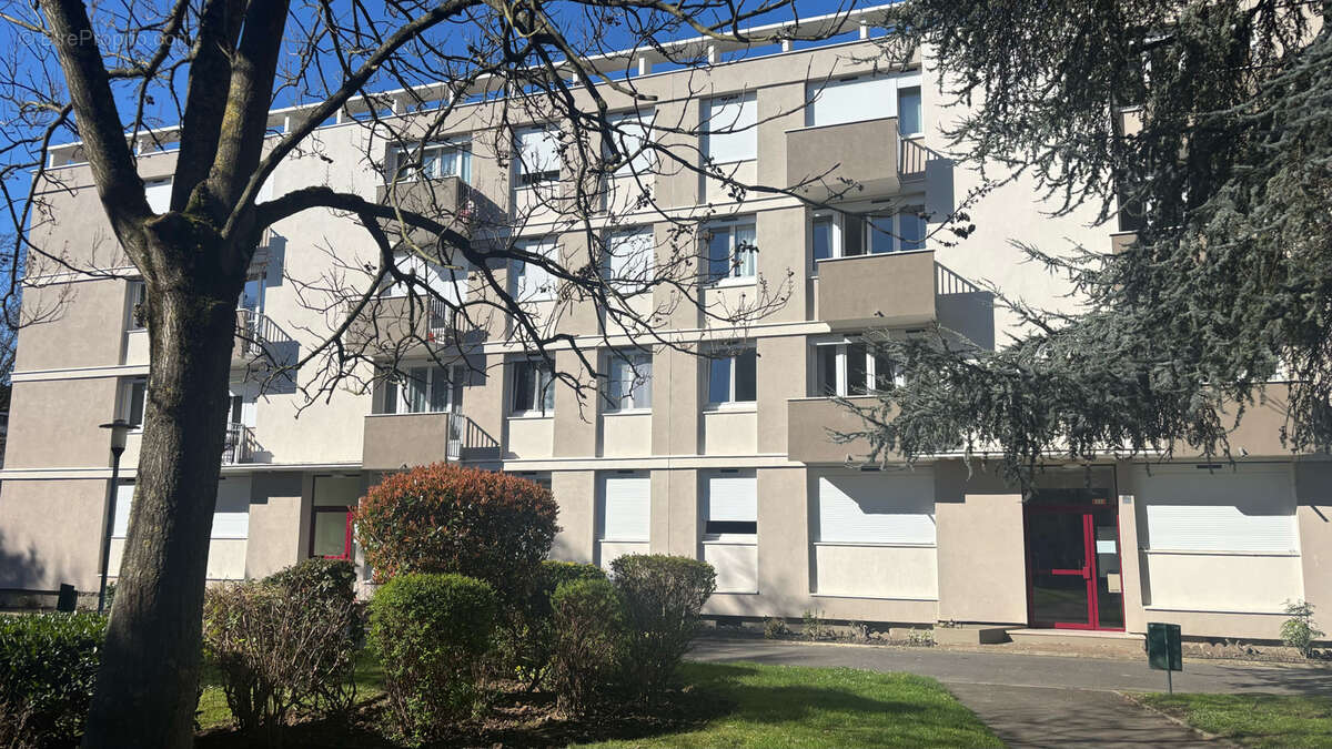 Appartement à EAUBONNE