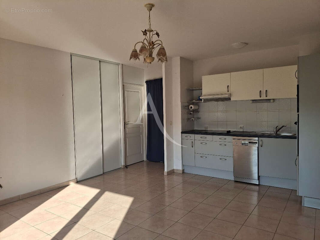 Appartement T2 avec terrasse et garage BEDARIEUX - photo 2