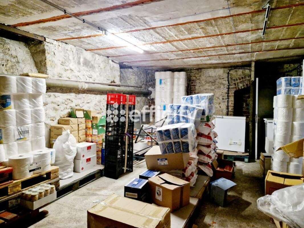 Commerce à PARIS-18E