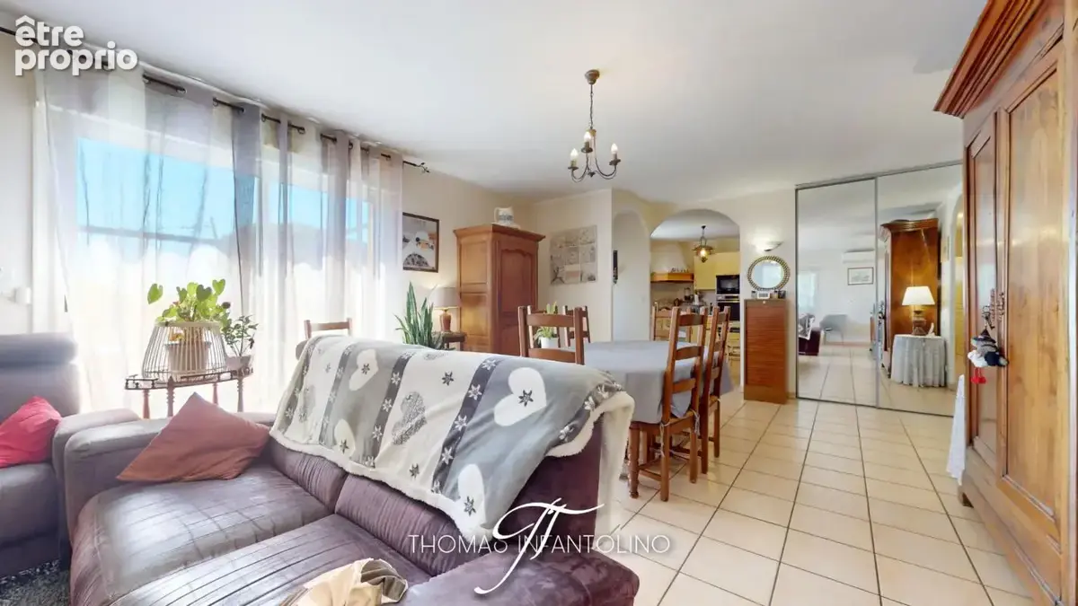 En exclusivite - plain pied - 4 chambres - piscine - panneaux solaire - photo 8