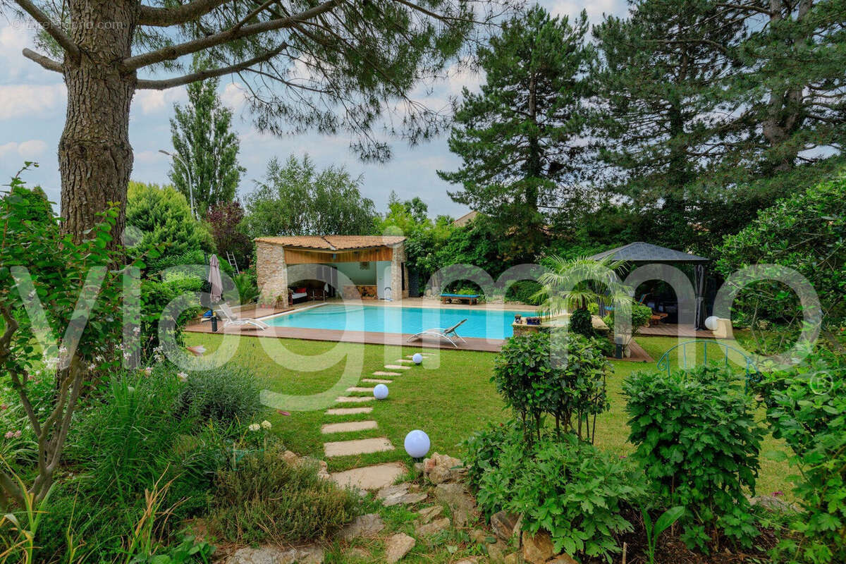 Maison à TOURNON-SUR-RHONE