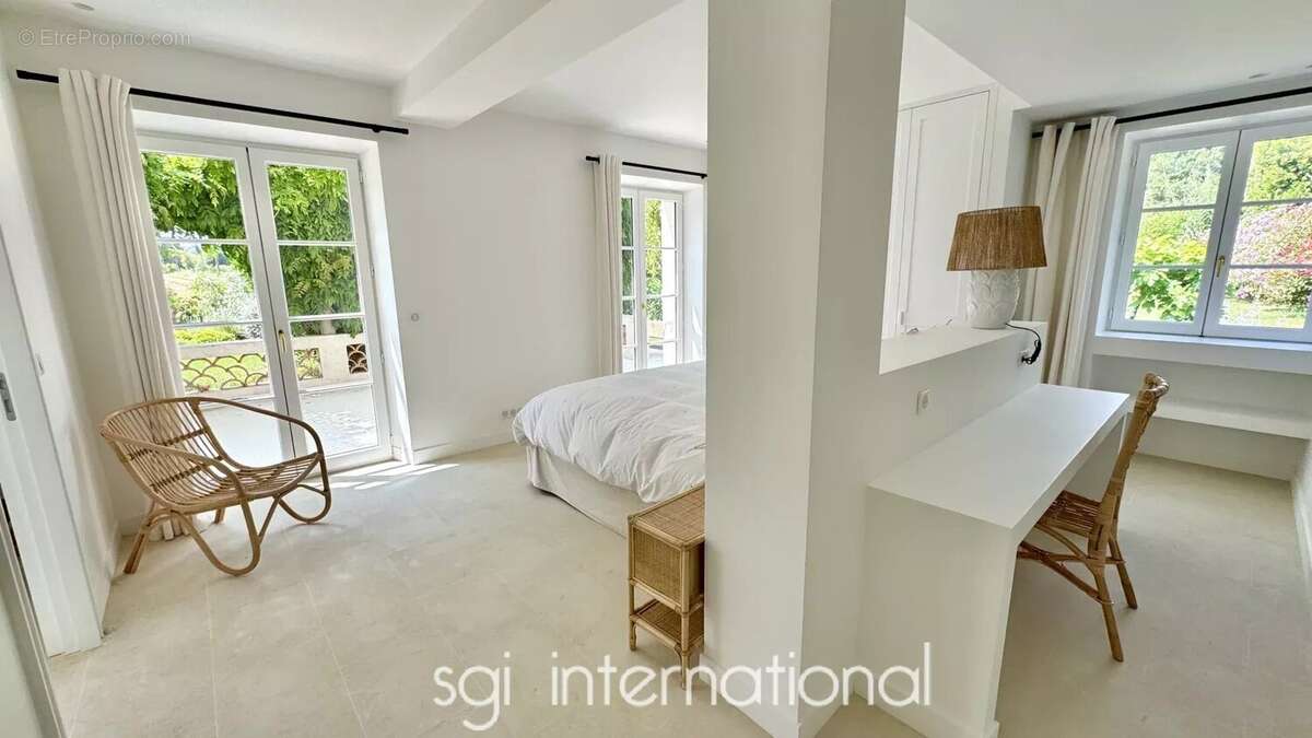 Maison à RAMATUELLE