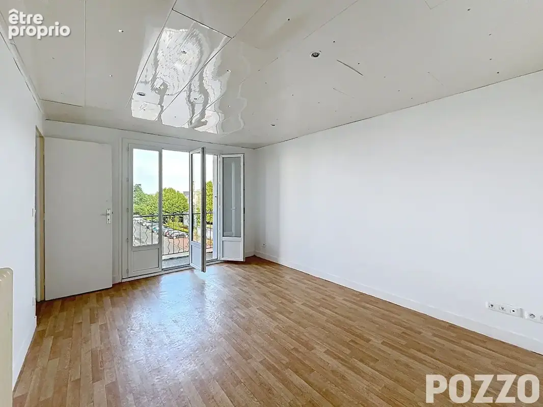À vendre Saint-Lô, proche du centre-ville, appartement T2 avec garage - photo 2