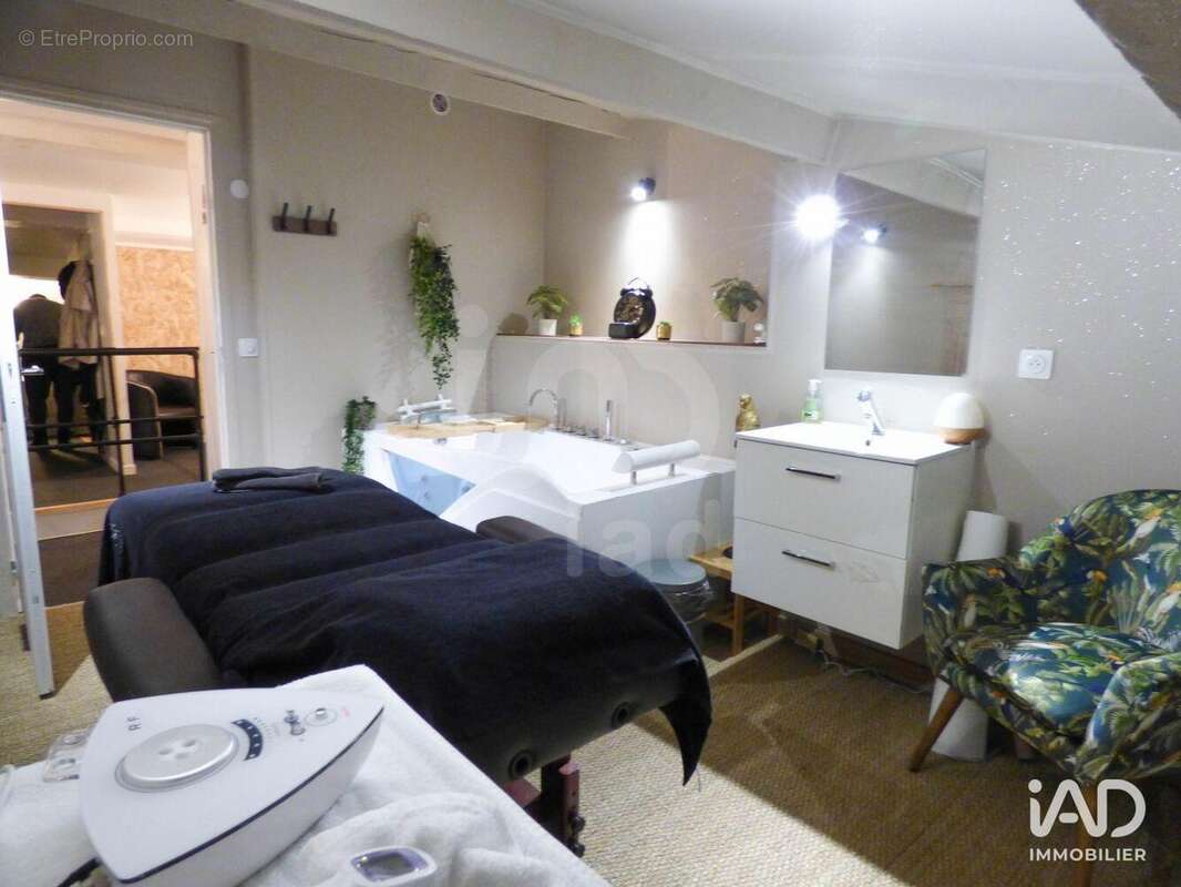 Photo 7