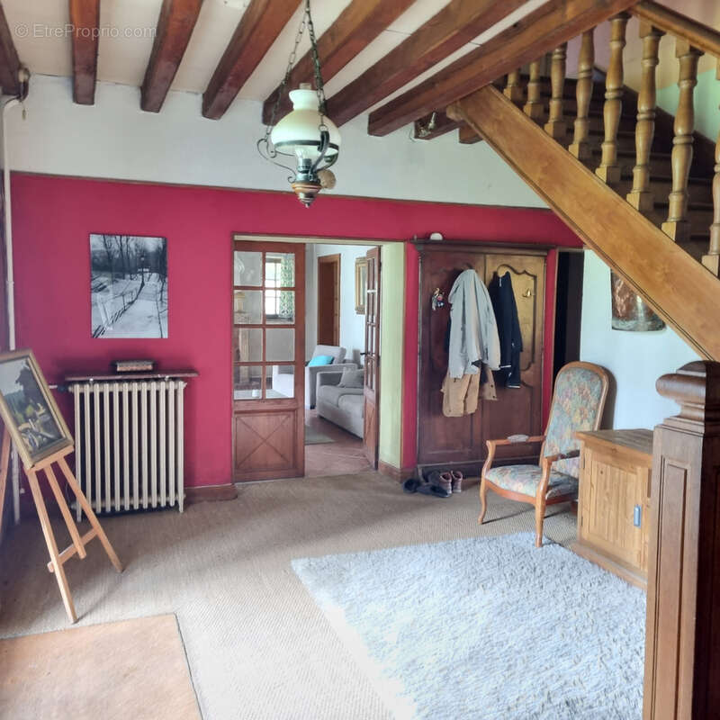 Maison à MONTGIVRAY