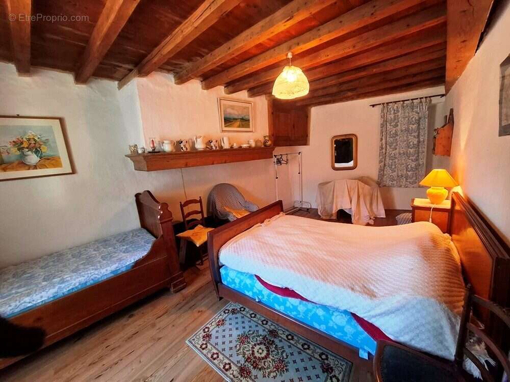 Maison à BACHOS