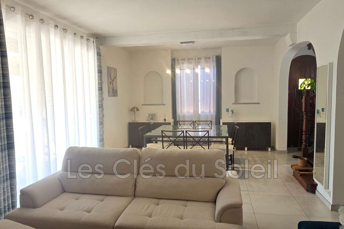Maison 190 m² à Sollies-Ville  - photo 9