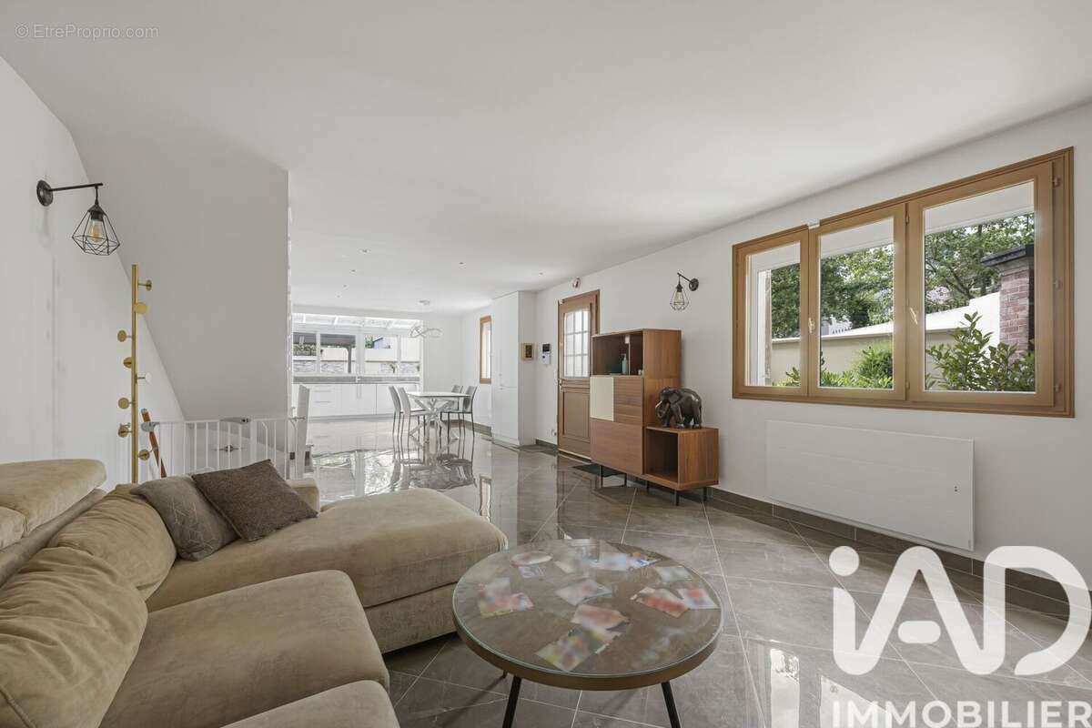 Photo 6 - Maison à NANTERRE