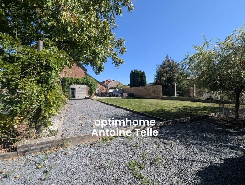 Maison à POMMEREUIL