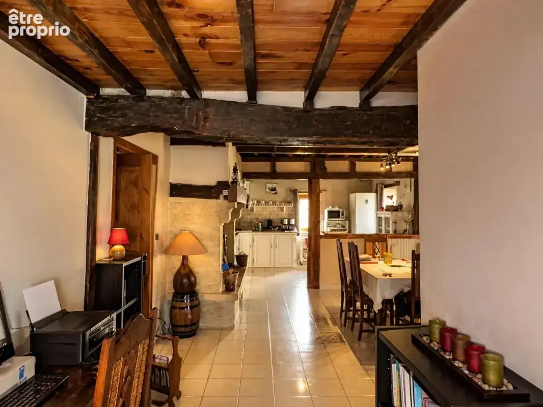 Maison de 170 m² à Saint-Arailles - photo 8