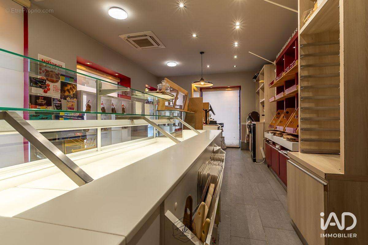 Photo 3 - Commerce à LE BAN-SAINT-MARTIN