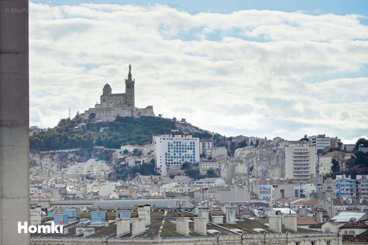 Appartement à MARSEILLE-1E