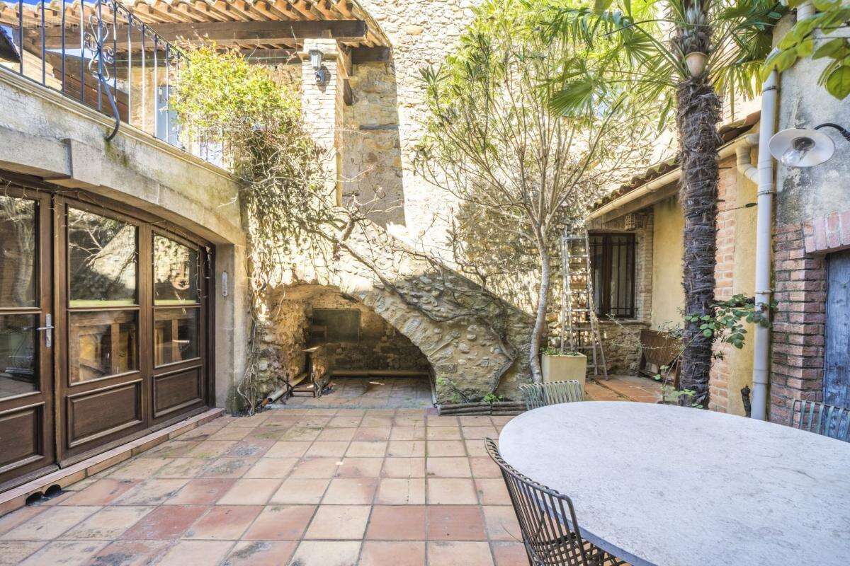 Maison à MONTMIRAT