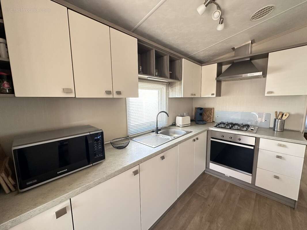 Maison à HERMANVILLE-SUR-MER