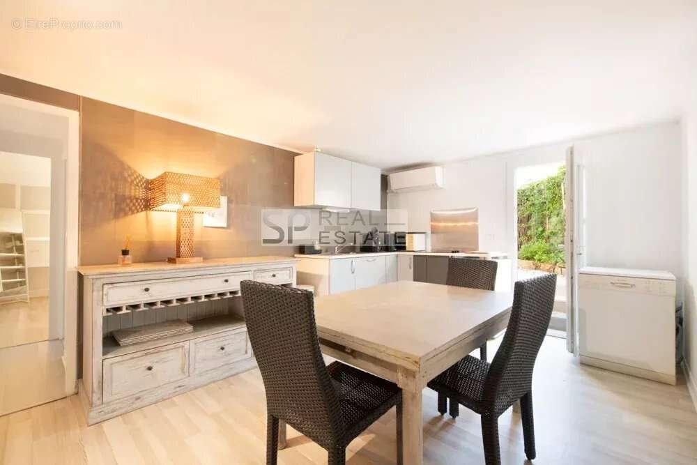 Appartement à RAMATUELLE