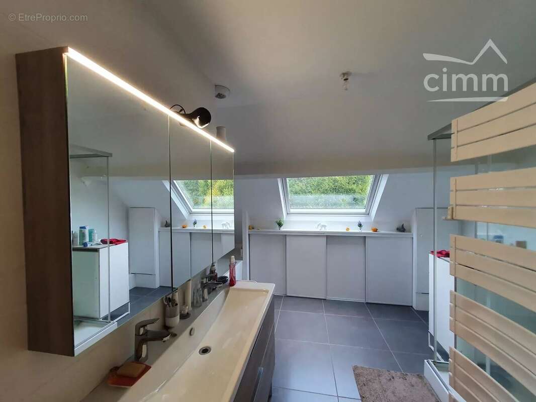 À vendre – Maison familiale entièrement rénovée proche de Chambord - photo 10