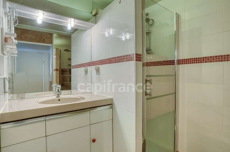 Appartement à GENNEVILLIERS