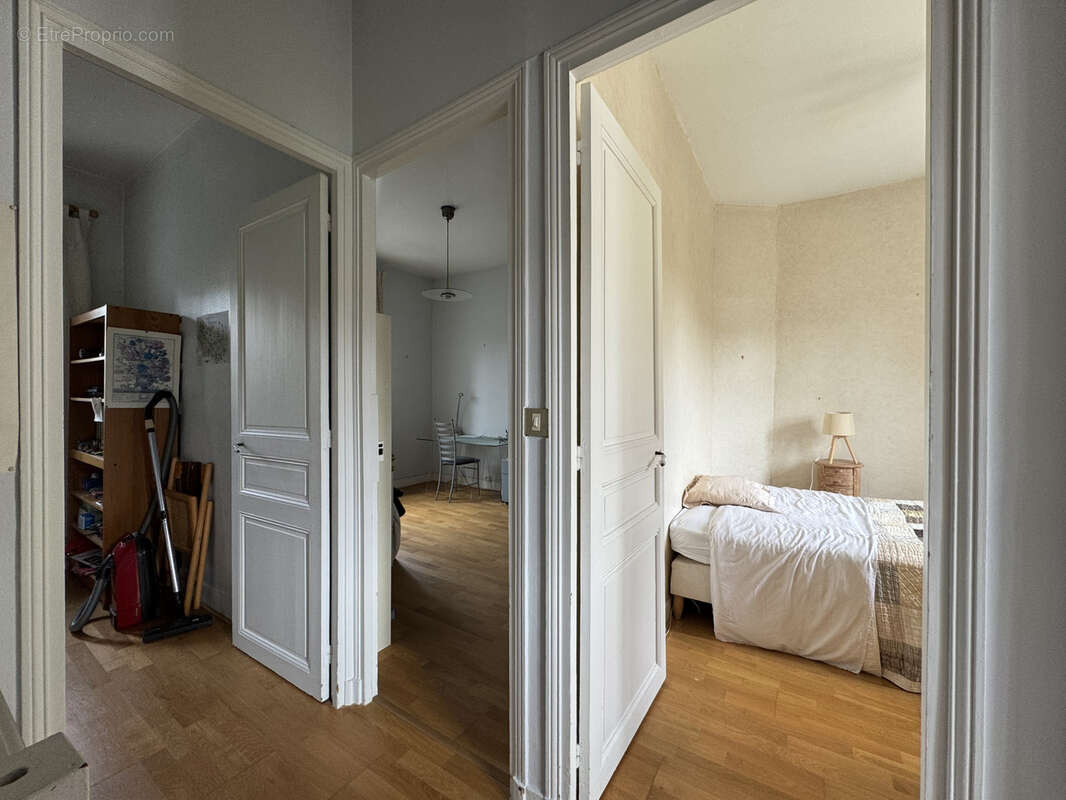 Maison à SAINT-MAUR-DES-FOSSES