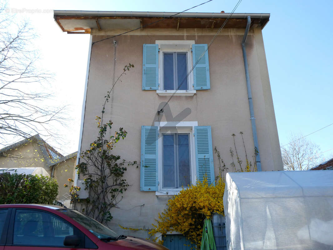 Maison à HAUTE-RIVOIRE